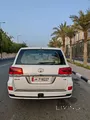 Toyota Land Cruiser - GXR V8